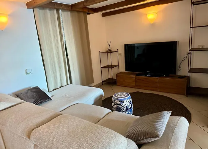 Apartment Rest And Relax - On The *